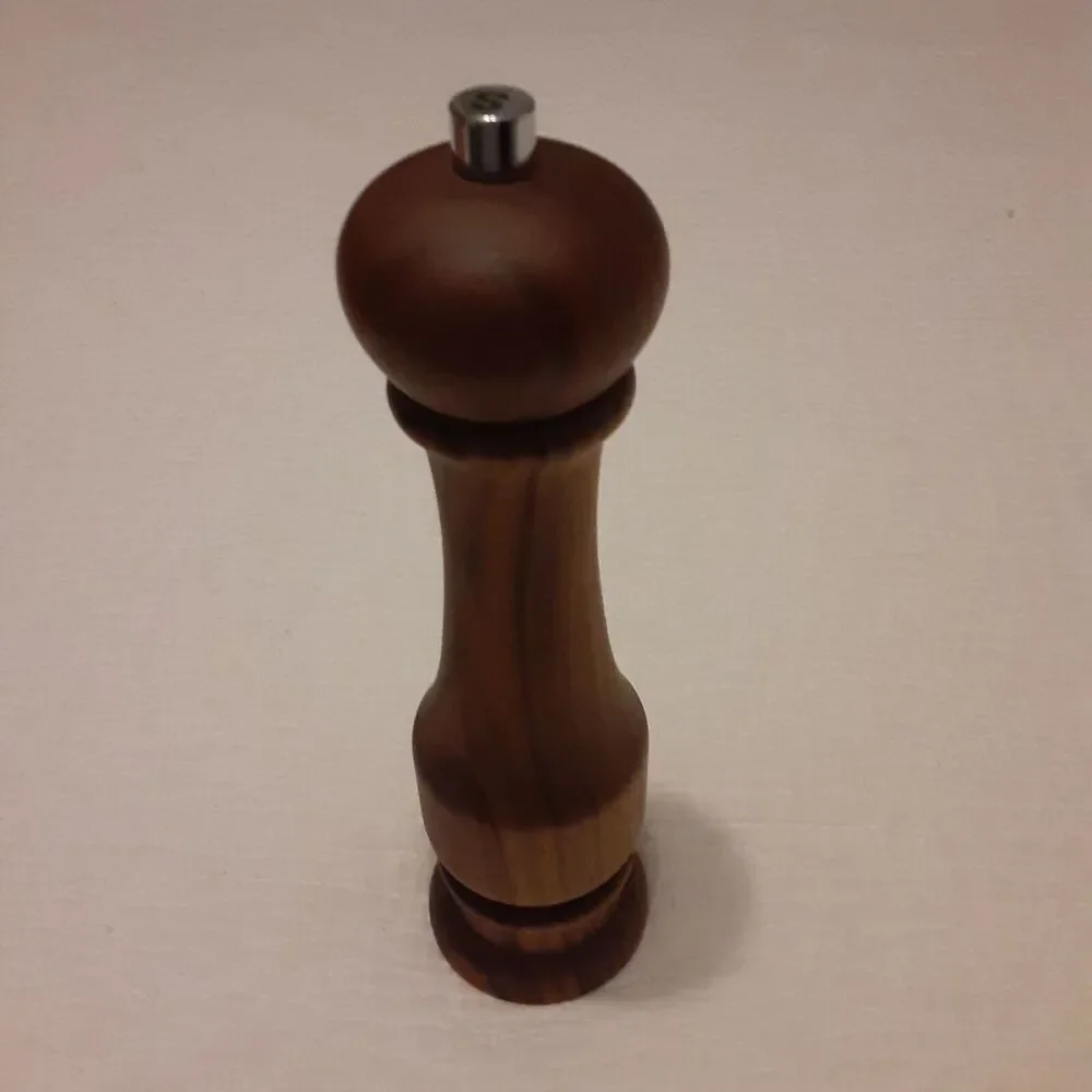Williams Sonoma Wooden Salt Grinder Versatile U.S.A.